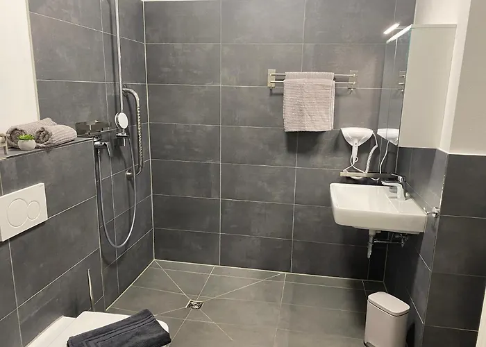 Wohnen Am Schlosspark - Apartment *